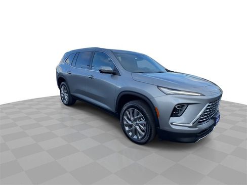 New 2026 Buick Enclave Preferred image 2