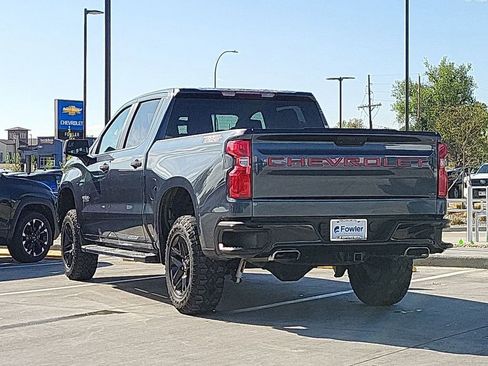 Used 2019 Chevrolet Silverado 1500 Custom Trail Boss w/ Custom Convenience Package AWD/4WD image 6