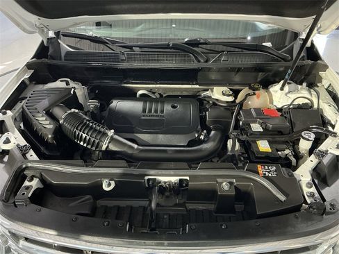 Used 2023 GMC Acadia SLE w/ Driver Convenience Package image 35