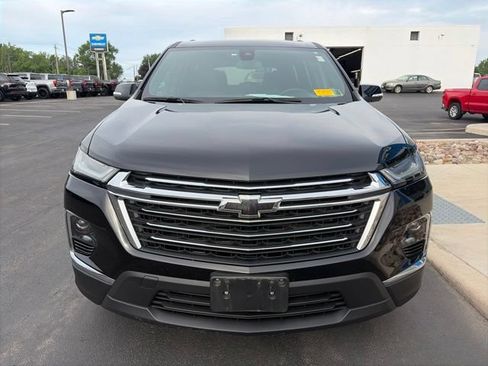 Used 2023 Chevrolet Traverse LT w/ LPO, Floor Liner Package AWD/4WD image 4