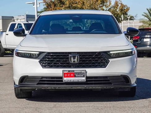 Used 2024 Honda Accord Sport image 2