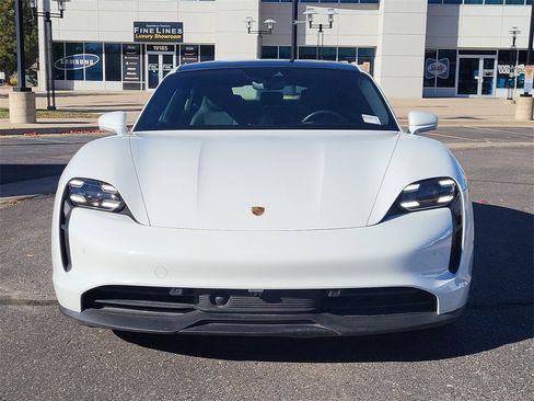 Used 2022 Porsche Taycan 4S image 9