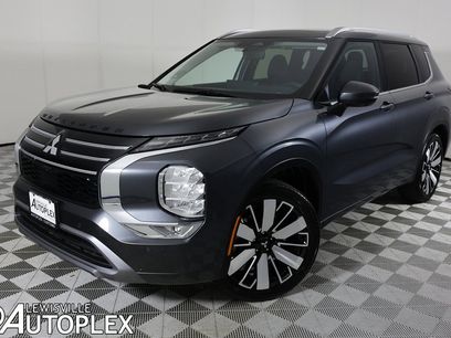 Used 2025 Mitsubishi Outlander SEL