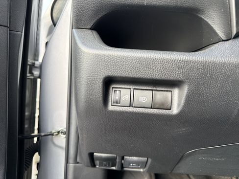 Used 2023 Toyota RAV4 LE image 15