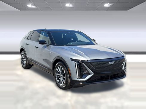 New 2026 Cadillac Lyriq Sport w/ LPO, Floor Liner Package RWD image 7