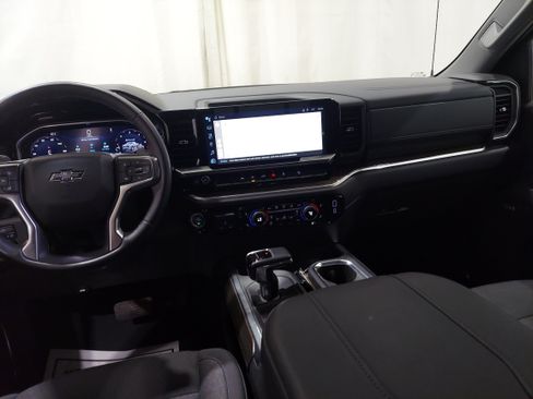 Used 2024 Chevrolet Silverado 1500 RST w/ True North Edition Plus AWD/4WD image 8