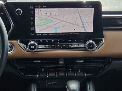 Used 2024 GMC Canyon AT4 w/ AT4 Premium Package image 19