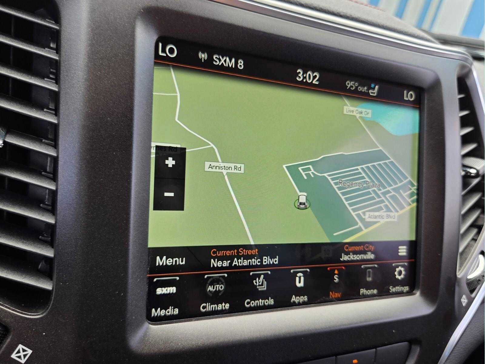 Used 2022 Jeep Cherokee Trailhawk w/ Sun, Sound & Nav Group AWD/4WD image 25