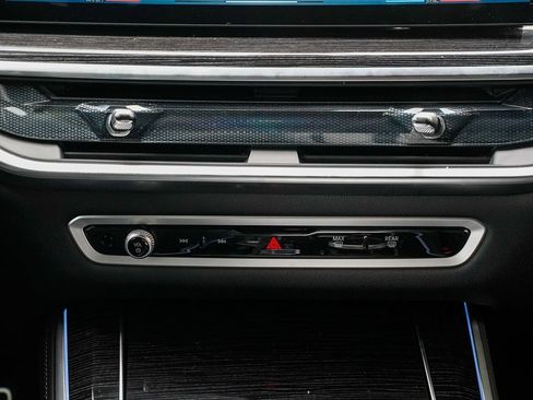 Used 2026 BMW X5 xDrive40i w/ Executive Package image 15