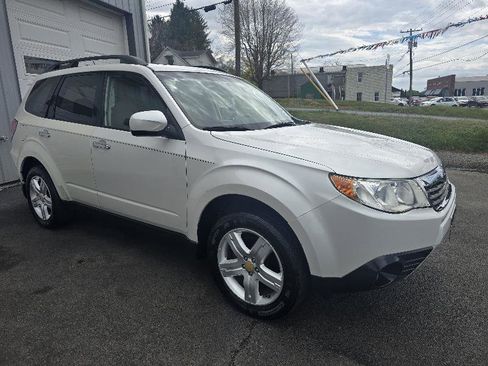 Used 2009 Subaru Forester 2.5X AWD/4WD image 7