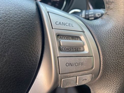 Used 2016 Nissan Rogue SL w/ SL Premium Package image 44