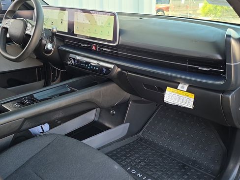 Used 2024 Hyundai Ioniq 6 SE image 35