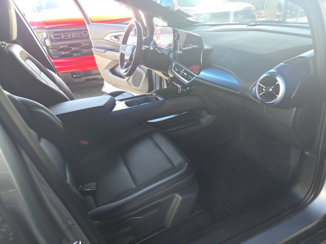 Used 2025 Chevrolet Equinox EV LT FWD image 19