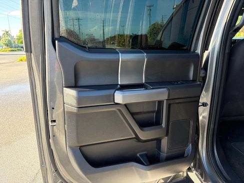 Used 2018 Ford F150 XLT w/ Equipment Group 301A Mid RWD image 22
