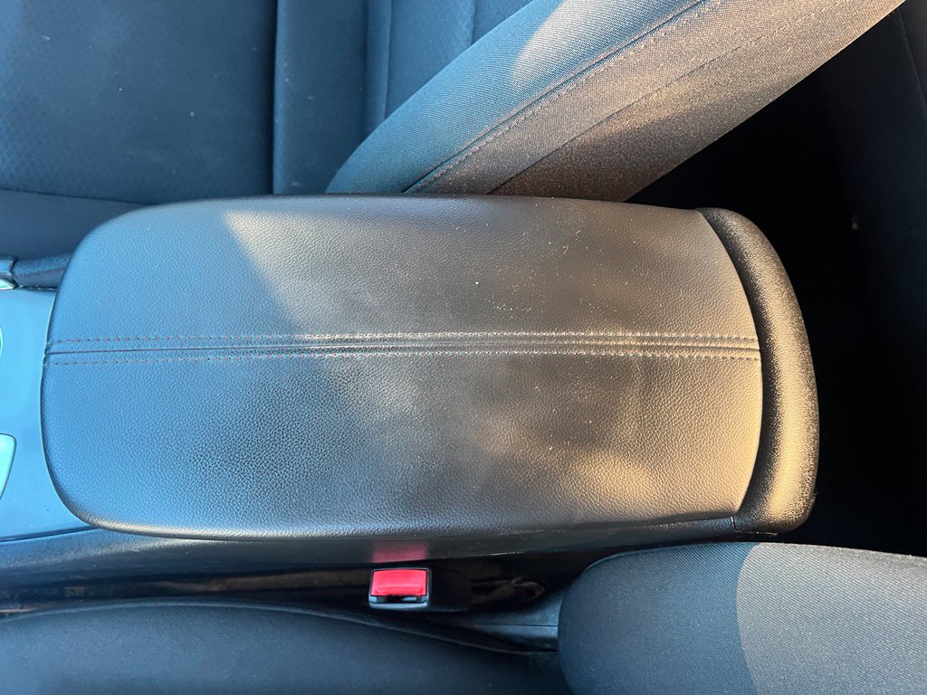 Used 2018 Chevrolet Malibu LT FWD image 27