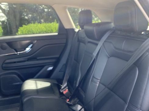 Used 2023 Lincoln Corsair FWD image 14