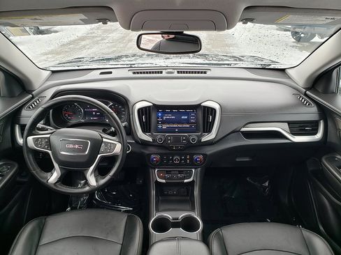 Used 2023 GMC Terrain SLT image 13