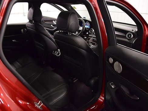 Used 2021 Mercedes-Benz GLC 63 AMG 4MATIC image 30