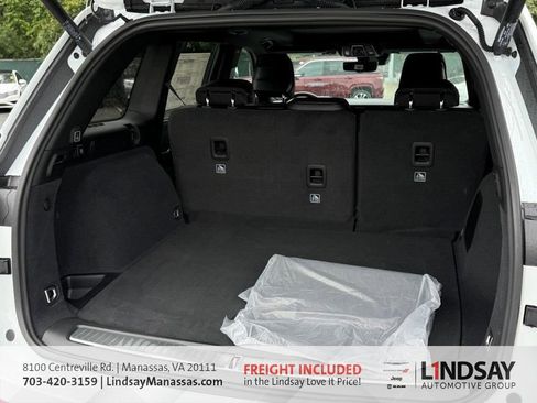 New 2025 Jeep Grand Cherokee Overland w/ Adv Protech Group III image 15