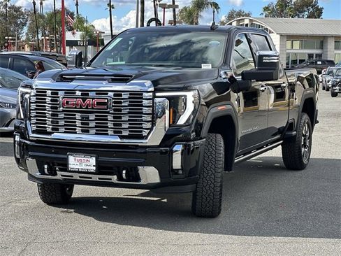 New 2026 GMC Sierra 2500 Denali w/ Denali Reserve Package image 6