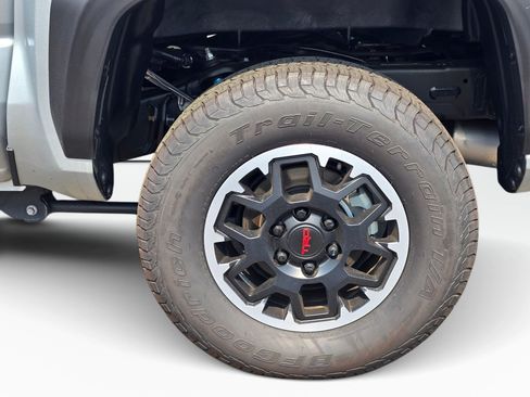 Used 2024 Toyota Tacoma TRD Off-Road AWD/4WD image 19