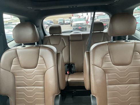 Used 2020 Kia Telluride SX w/ SX Prestige Package AWD/4WD image 17