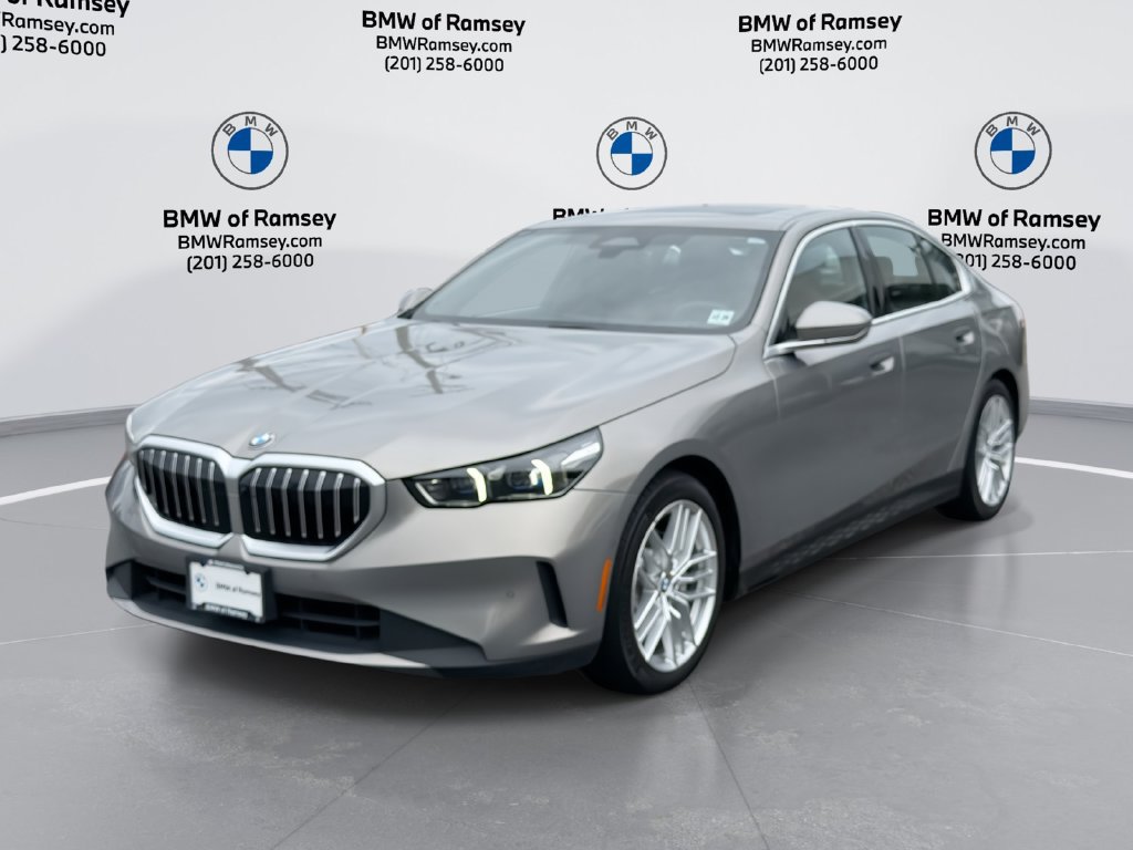 Used 2024 BMW 530i xDrive w/ Premium Package AWD/4WD image 1