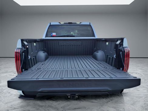 Used 2025 Toyota Tundra Limited image 14