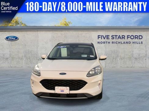 Certified 2020 Ford Escape Titanium w/ Titanium Premium Package 2.0 image 4