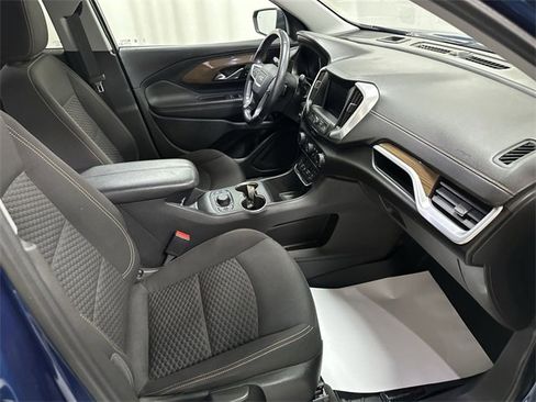 Used 2020 GMC Terrain SLE w/ Driver Convenience Package image 18