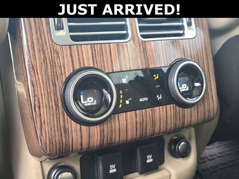 Used 2018 Land Rover Range Rover HSE AWD/4WD image 11