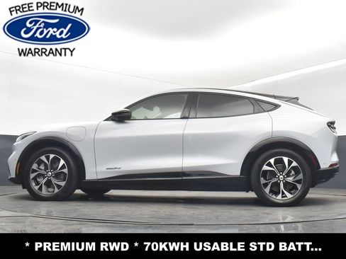 Used 2022 Ford Mustang Mach-E Premium image 22