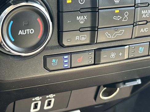Used 2018 Ford F150 Lariat AWD/4WD image 32