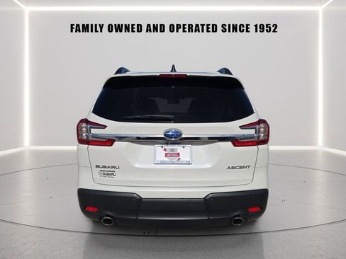 Certified 2024 Subaru Ascent Premium w/ Convenience Package AWD/4WD image 4