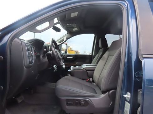 Used 2021 Chevrolet Silverado 2500 LT w/ Convenience Package image 15