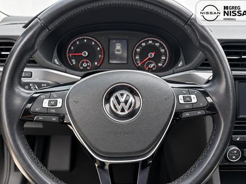 Used 2020 Volkswagen Passat 2.0T R-Line FWD image 7