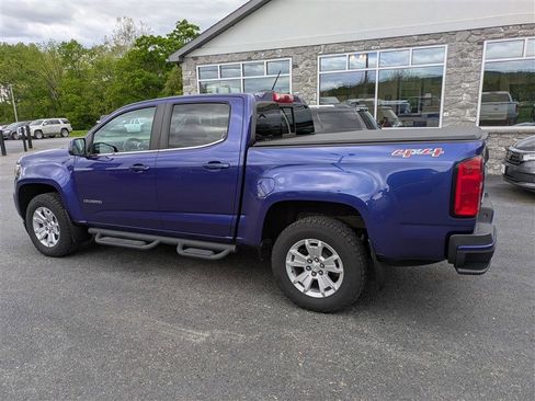 Used 2017 Chevrolet Colorado LT w/ LT Convenience Package AWD/4WD image 4