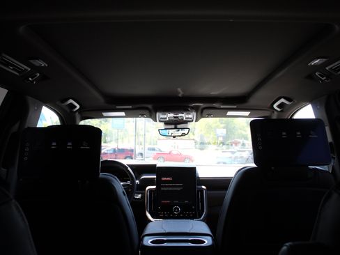 New 2026 GMC Yukon Denali Ultimate AWD/4WD image 20