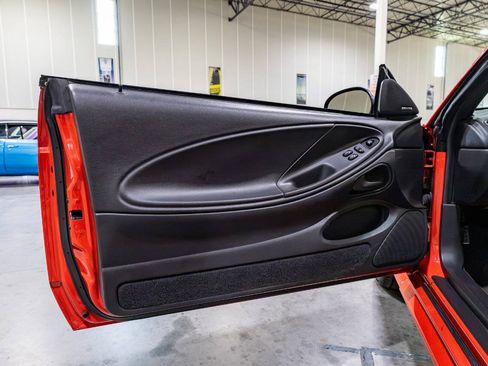Used 2000 Ford Mustang GT RWD image 37