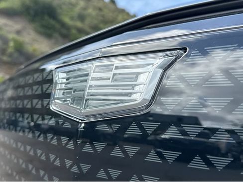 Used 2025 Cadillac Lyriq Sport w/ LPO, Floor Liner Package image 38