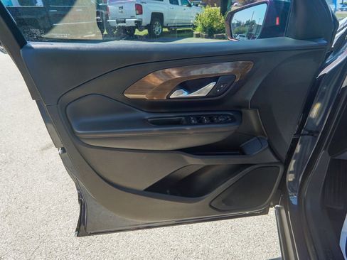 Used 2019 GMC Terrain SLE w/ Driver Convenience Package FWD image 14