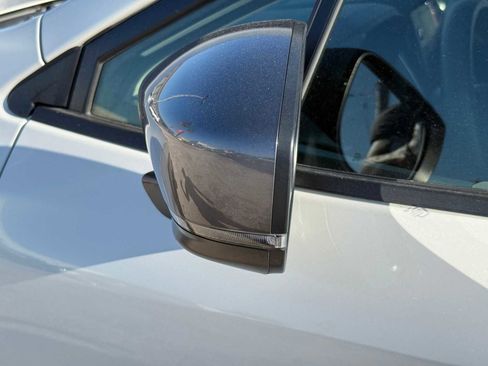 Certified 2024 Subaru Crosstrek 2.0i Premium image 11