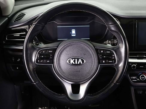 Used 2020 Kia Niro Touring image 41