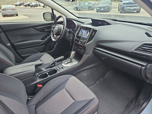 Used 2018 Subaru Crosstrek 2.0i Premium w/ Eyesight System image 16