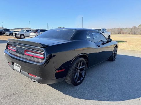 Used 2021 Dodge Challenger SXT w/ Blacktop Package image 6