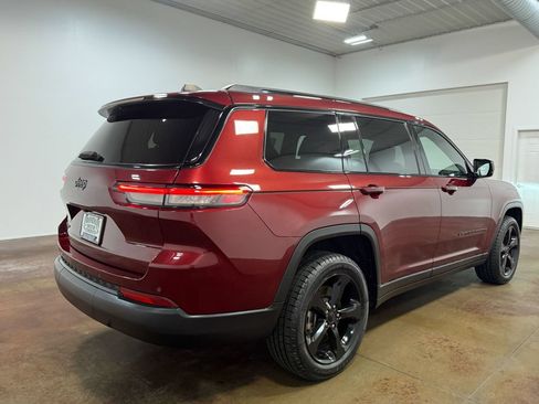 Used 2023 Jeep Grand Cherokee L Laredo AWD/4WD image 34