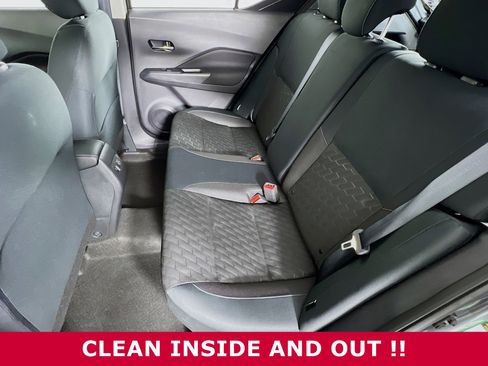 Used 2023 Nissan Kicks SV image 4