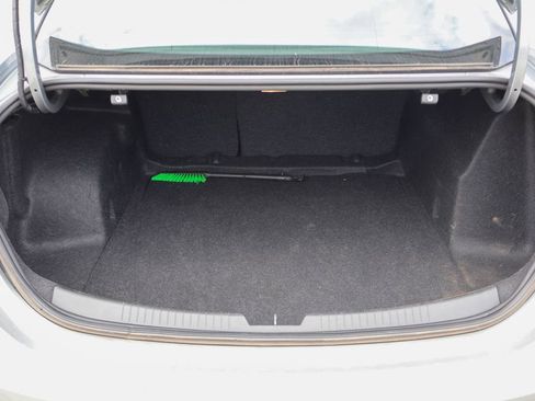 Used 2024 Chevrolet Malibu LT image 27