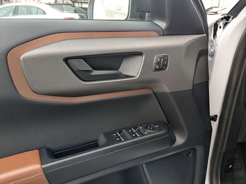 Used 2025 Ford Bronco Sport Outer Banks w/ Outer Banks Tech Package+ AWD/4WD image 14