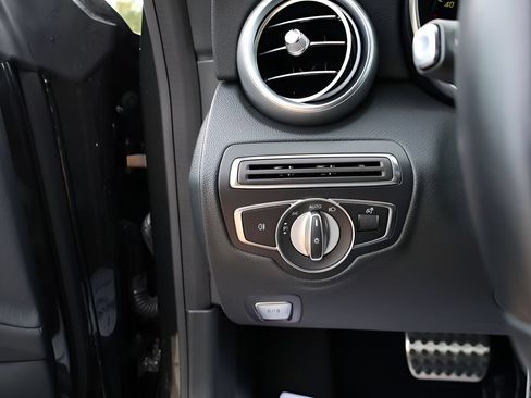 Certified 2023 Mercedes-Benz C 300 4MATIC Coupe image 35